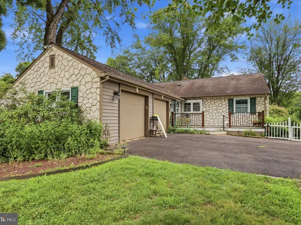 1011 Bristol Rd, Churchville, PA 18966
