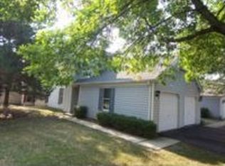 2557 Prairieview Ln S, Aurora, IL 60502