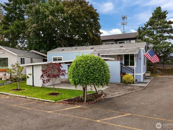 14322 Admiralty Way #12, Lynnwood, WA 98087