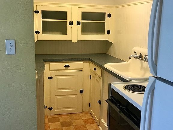 2nd image of 721 Camden Ave APT 6
