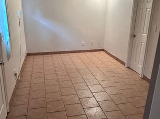 2018 1/2 Tulare St, Selma, CA 93662