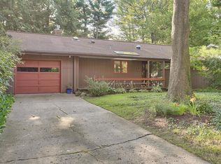1508 Dawson Dr, Champaign, IL