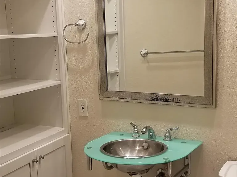 1740 Upas St #9 — Photo 10