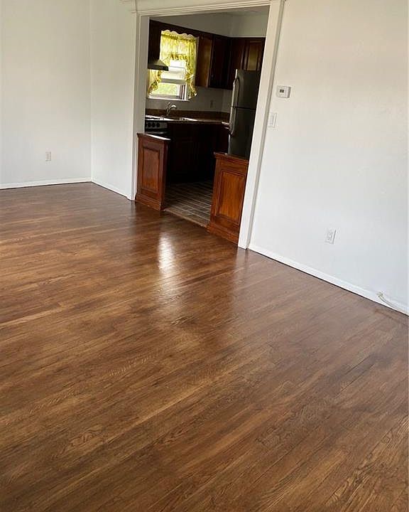 1st image of 6 Nolan Ave