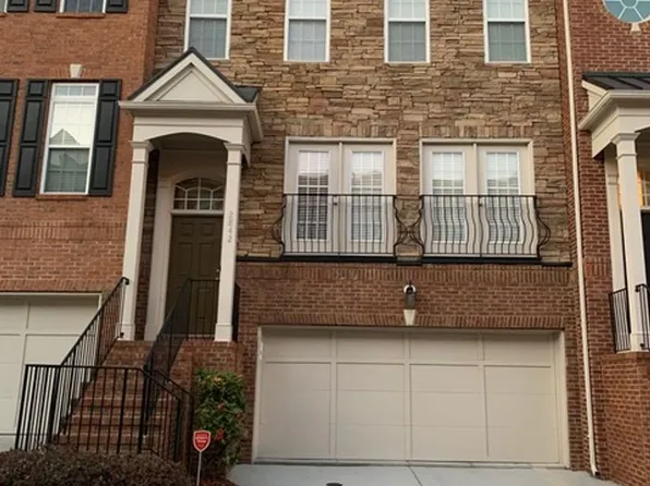 2842 Loftview Sq, Atlanta, GA 30339