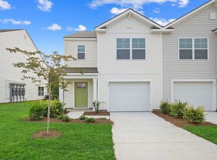 106 Lakeside Ln, Rincon, GA 31326