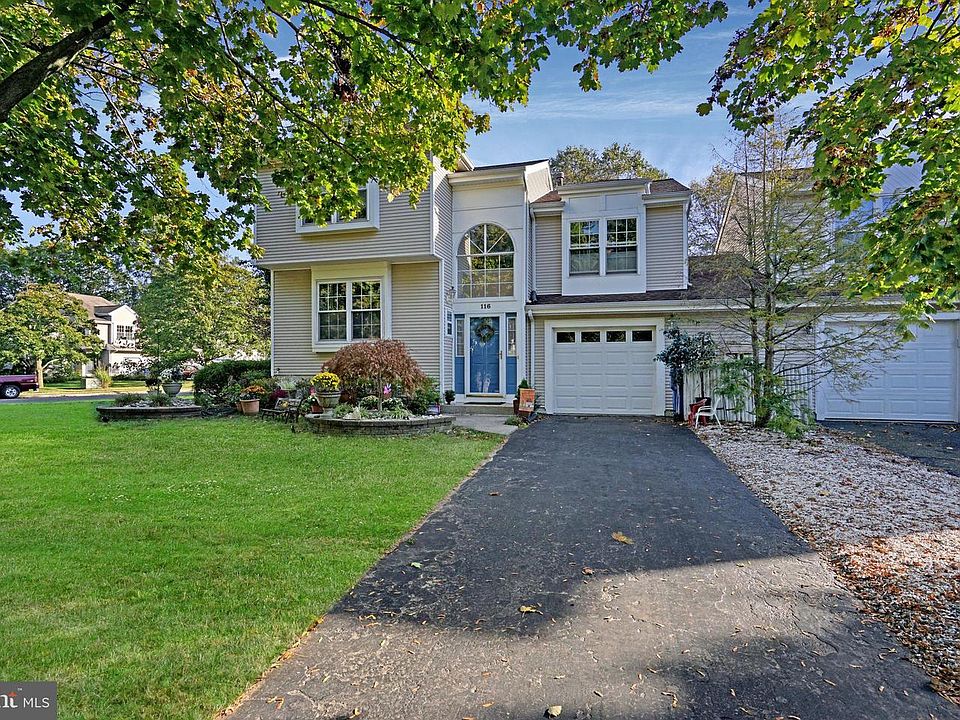 1st image of 116 Bonnie Dr #I
