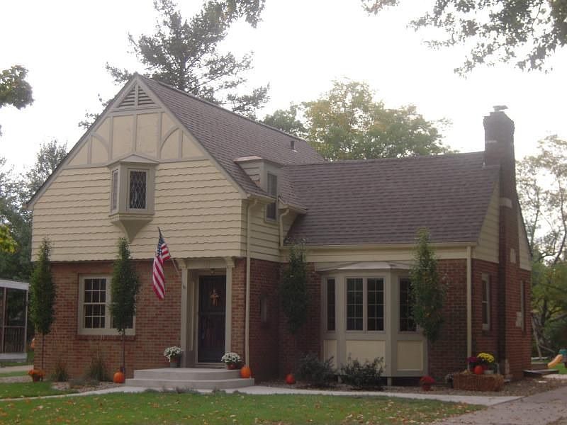 2nd image of 321 Ellendale Pkwy