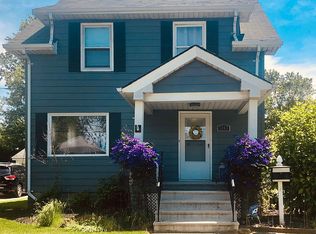 1283 Churchill Rd, Lyndhurst, OH 44124