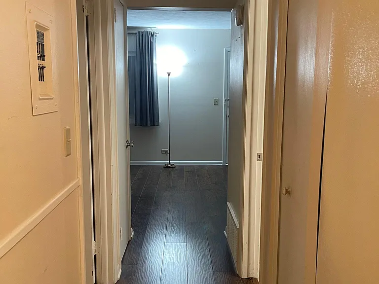235 E Palatine Rd #1C — Photo 3