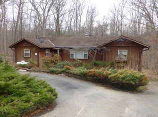 76 White Mule Ln, Harpers Ferry, WV 25425