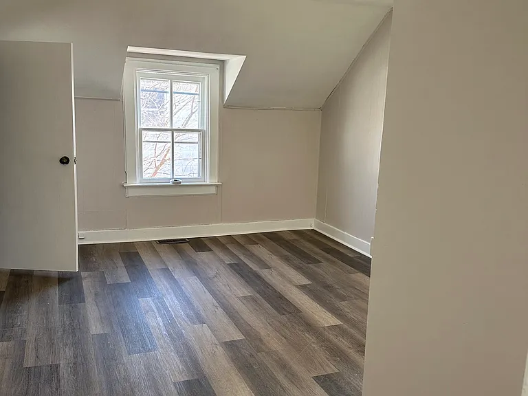 200 E 9th St #1/2 — Photo 8
