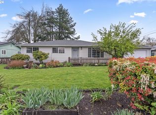 2555 Harvest Ln, Springfield, OR 97477