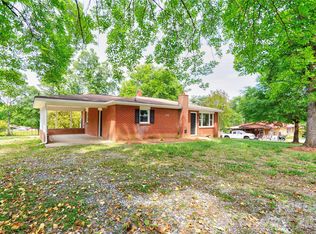 153 Greene Rd, Forest City, NC 28043
