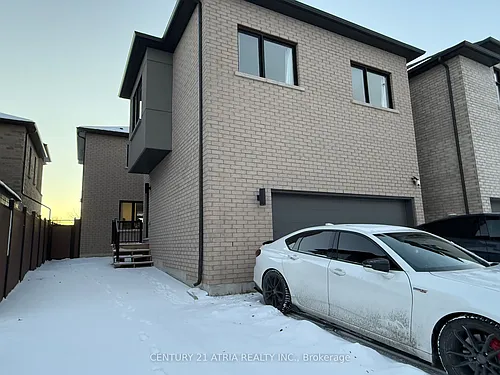 237 Webb St #COACH HOUSE Photo 1