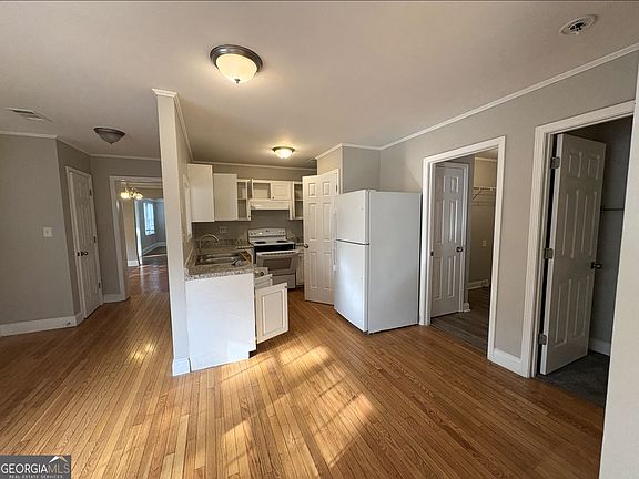 5th image of 187 Dodgen Rd