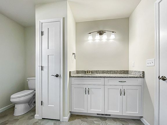 7th image of this home