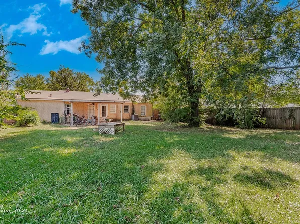 1345 Mark Ave, Bossier City, LA 71112