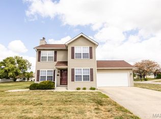 2021 Killarney Dr, Belleville, IL 62221