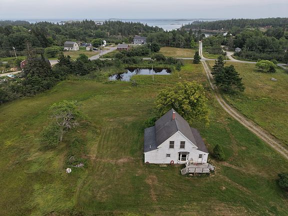 5th image of 60 Pequot Road