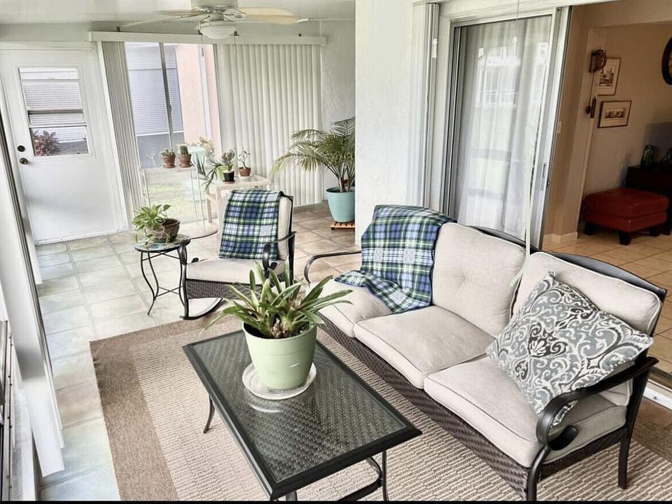 1st image of 1845 NW 18th St APT 102