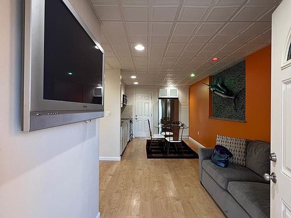 4th image of 2301 Philadelphia Ave #103