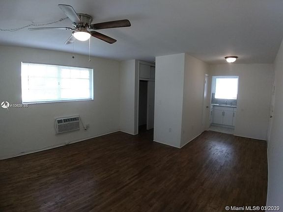 3rd image of 30 Phoenetia Ave APT 5