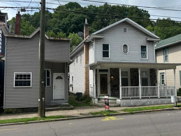 77-79 W Union St, Shickshinny, PA 18655