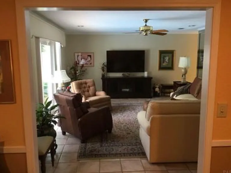 4121 Stringfield Dr — Photo 11