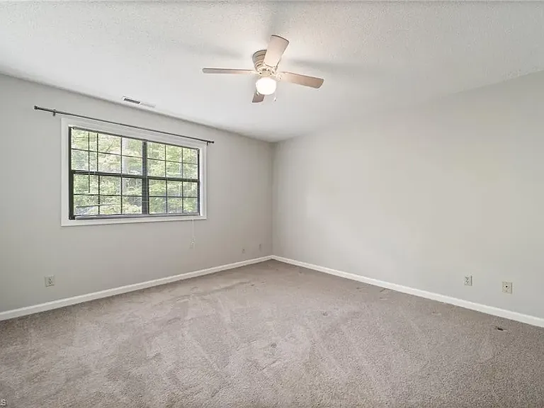 1903 E Malone Rd — Photo 16