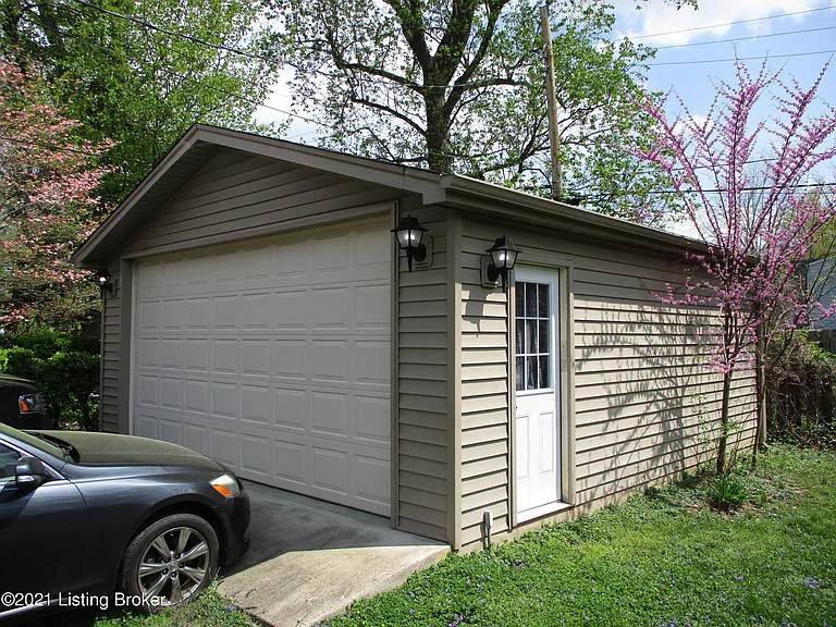 3342 Dayton Ave — Photo 17