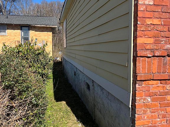 3rd image of 2607 McCallie Ave