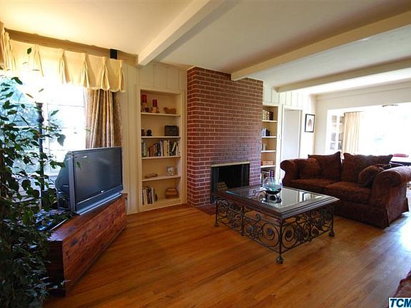4th image of 2611 E Westcott Ave