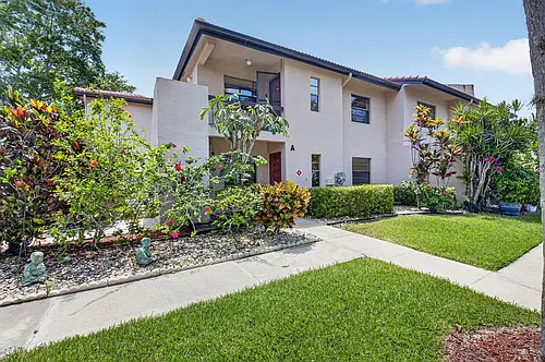 9264 Vista Del Lago #A Photo 1