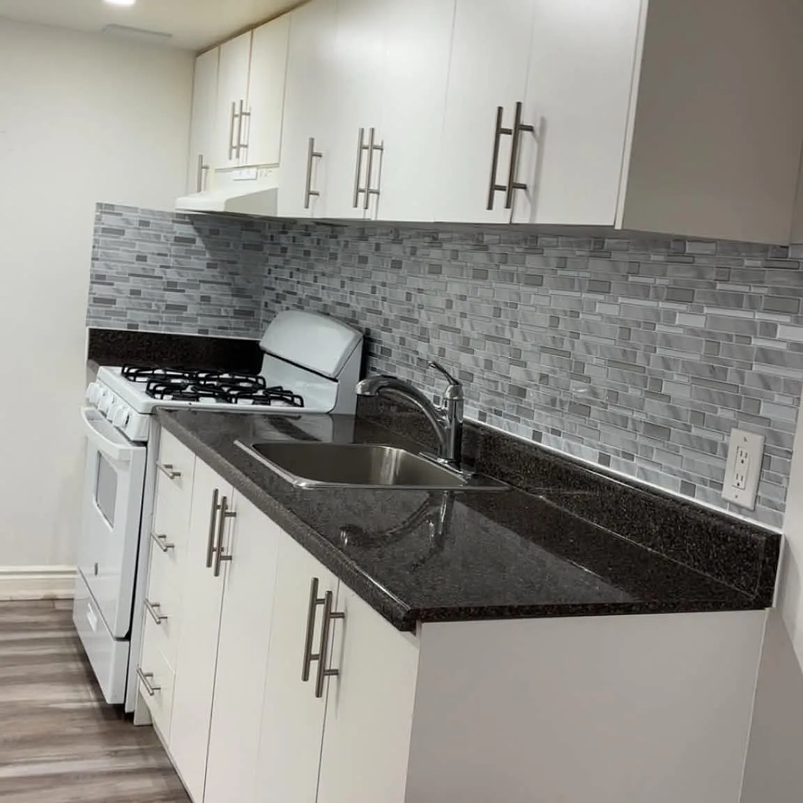 2 bed, $1,650 — Photo 4