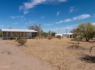 6711 N Blue Blvd, Tucson, AZ 85743