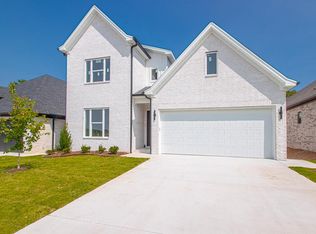 121 Fletcher Rdg, Little Rock, AR 72223