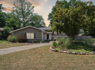 7941 Kinmont Ct, Jenison, MI 49428