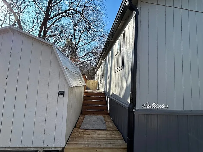 58 Charlsie Dr — Photo 15