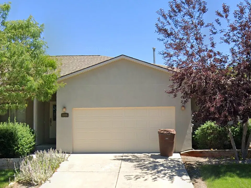 2120 Mead Ln #A