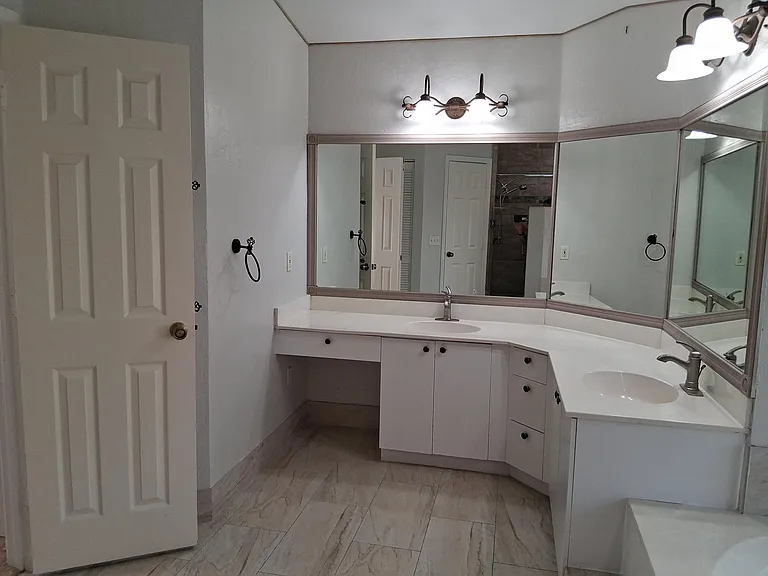 4863 Chardonnay Dr — Photo 37