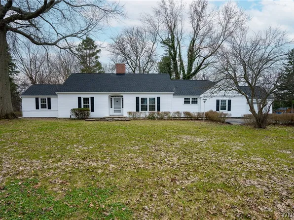 6861 Jewett Holmwood Rd, Orchard Park, NY 14127