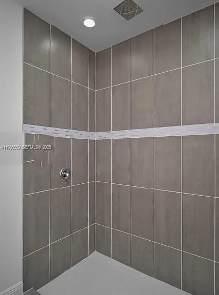 6018 Acorn Cir — Photo 21