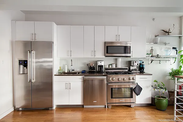 Rented by Engel and Volkers Brownstone Brooklyn | media 1