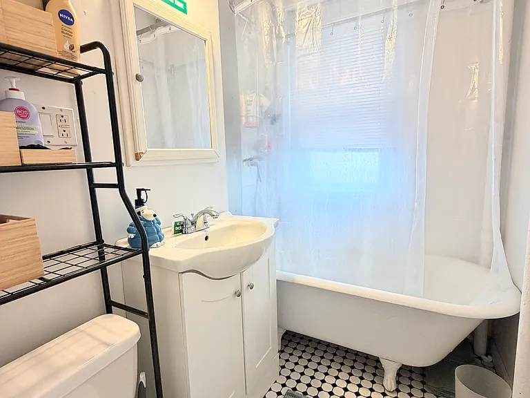 264 Kelton St #11 — Photo 6