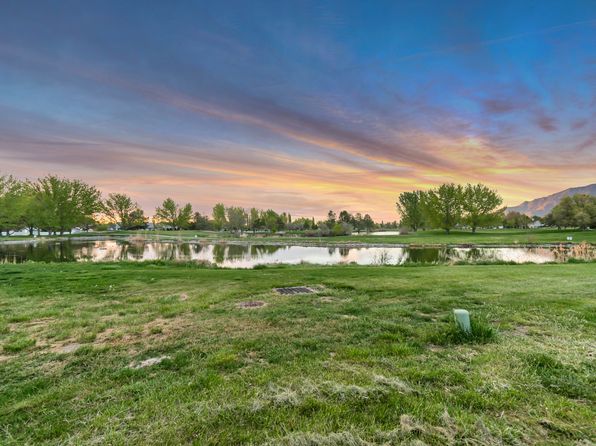 239 Country Club Dr, Stansbury Park, UT 84074