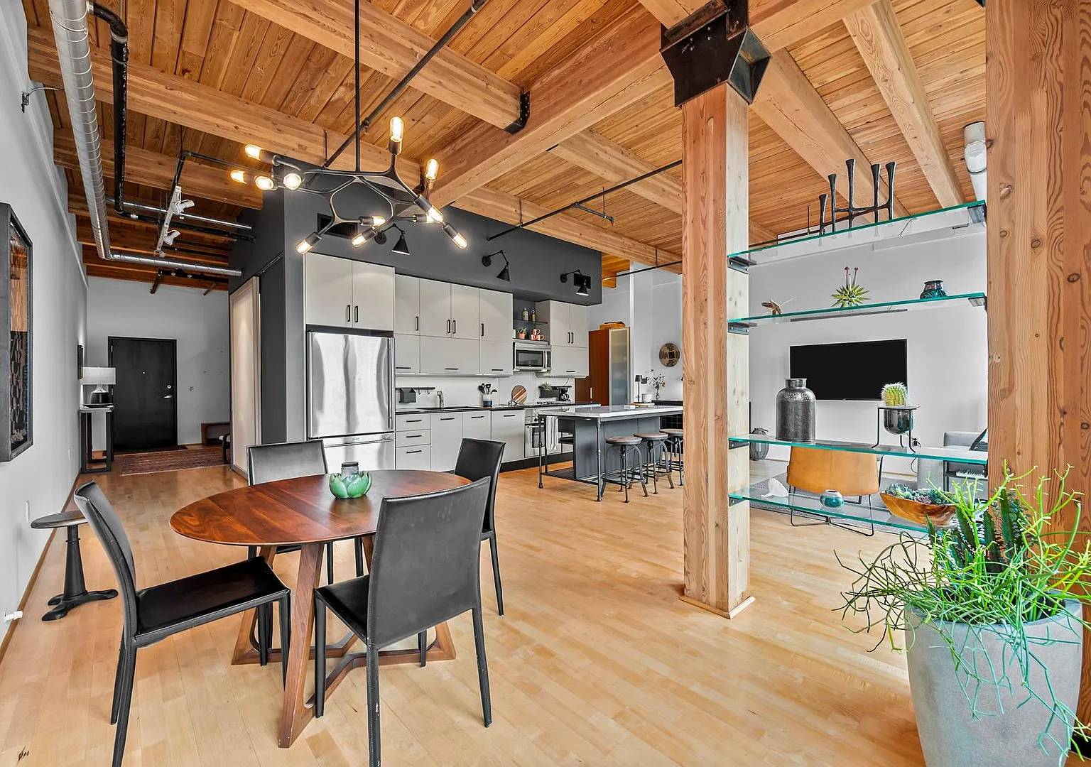 Luxury Ballpark Condo with Rare Short-Term Lease Opportunity — Photo 1