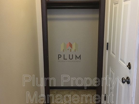3rd image of 1601 Kemp St APT 4
