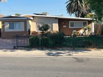 (Undisclosed Address), Stockton, CA, 95206