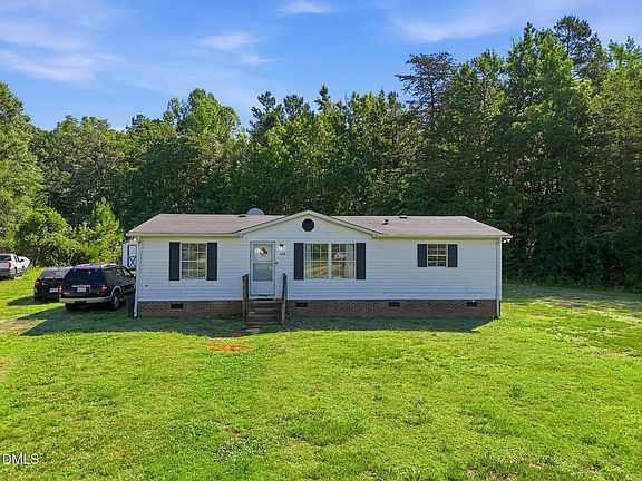 2nd image of 215 Dixon Ln